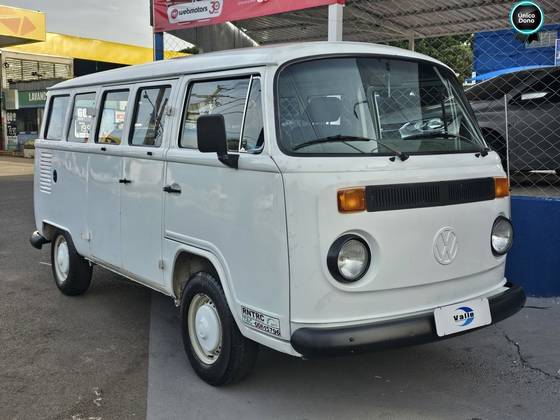VOLKSWAGEN KOMBI 1.6 STD 8V GASOLINA 3P MANUAL VOLKSWAGEN KOMBI 1.6 STD 8V GASOLINA 3P MANUAL